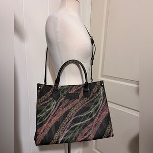 Lola Miller Designs Simply Sisters Hilo‎ Hawaiian Purse Bag Tote Lei Puakenikeni